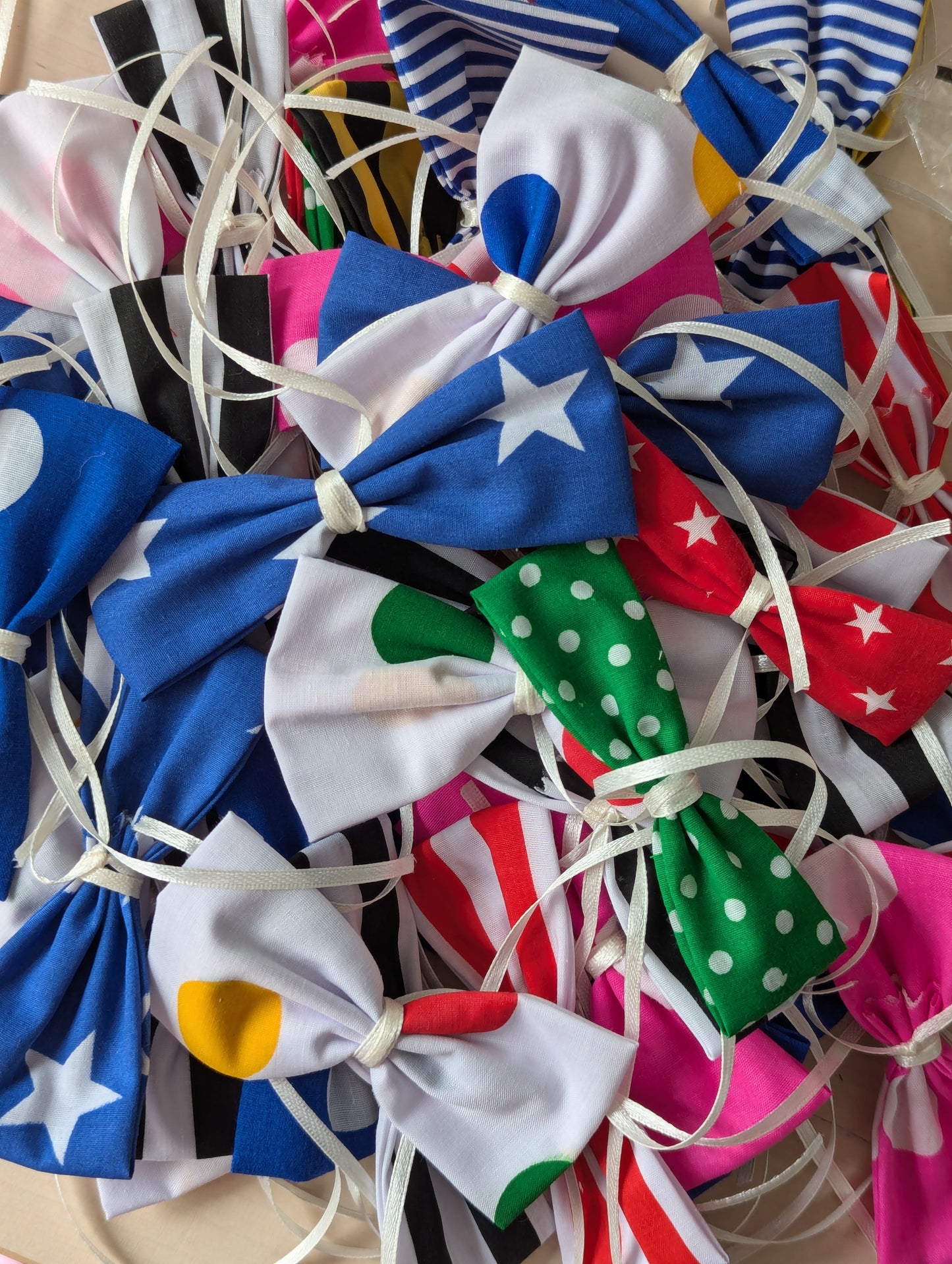 Everyday - 50 Sweetheart Bows