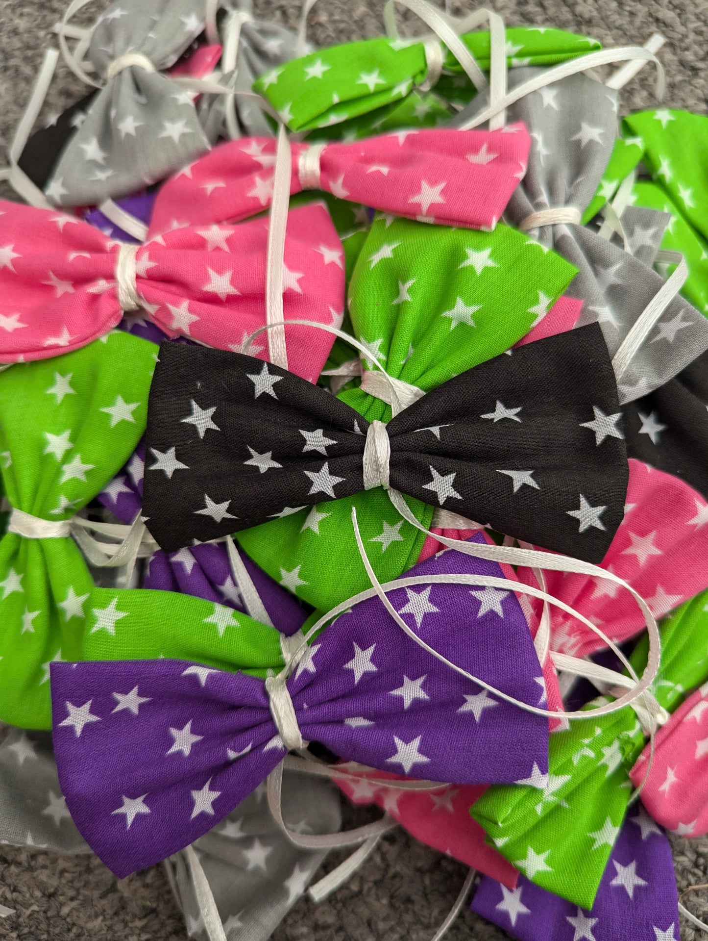 Everyday - 50 Sweetheart Bows