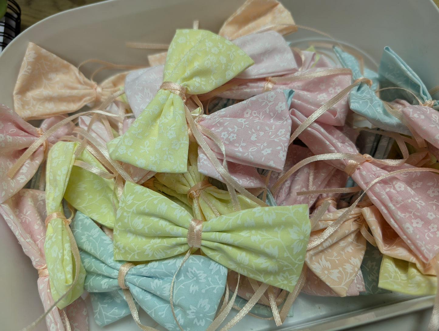Everyday - 50 Sweetheart Bows