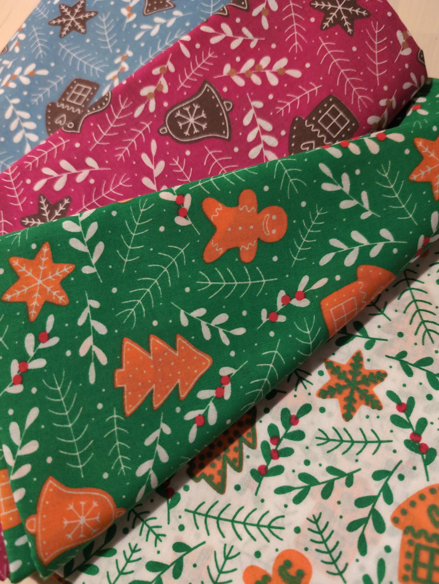 Themed Christmas Dog Bandanas - DELIVERY BY 28th NOVEMBER**