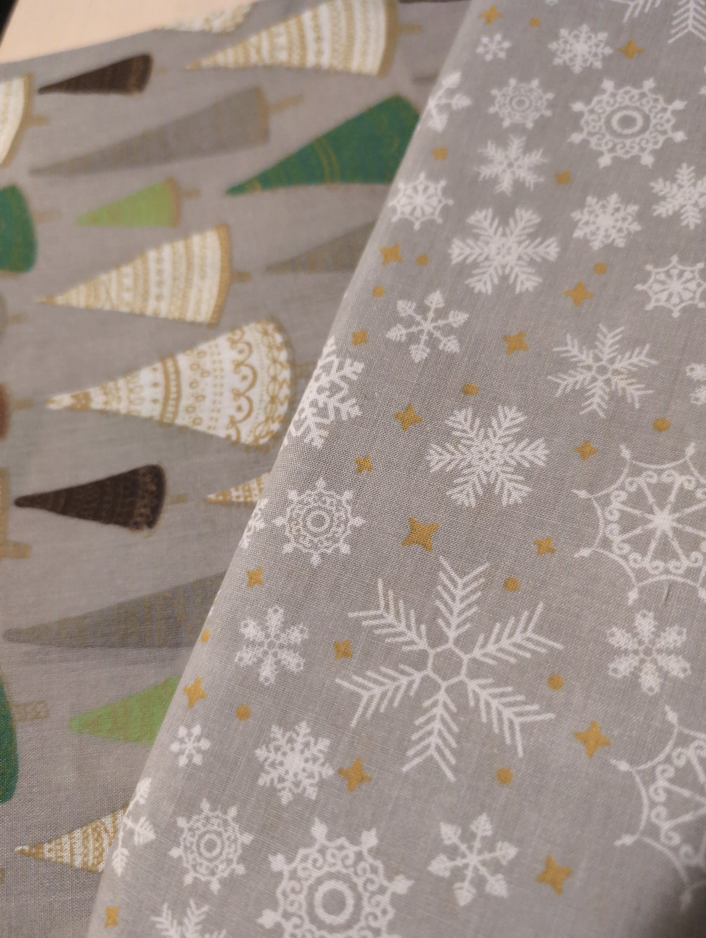 Themed Christmas Dog Bandanas - DELIVERY BY 28th NOVEMBER**