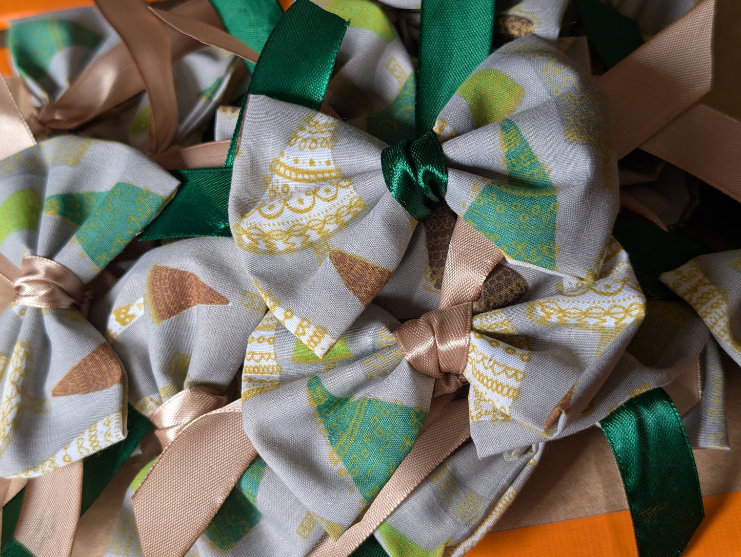 Christmas Dog Grooming Bows - Themed*