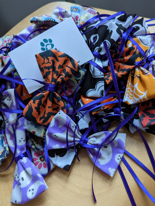 mixed halloween themed sweetheart dog grooming bows