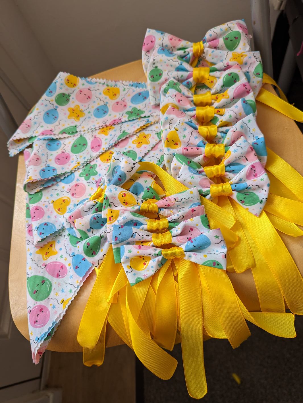 Dog Grooming Bandanas and Dog Grooming Bows Paws Bandannas & Bows